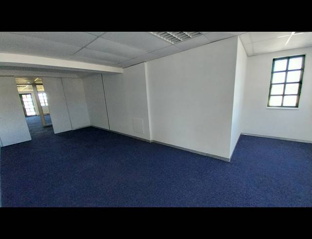 1,029M² OFFICE TO LET IN CLAREMONT